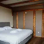 Buteo D'hotes & Espresso Bed & Breakfast