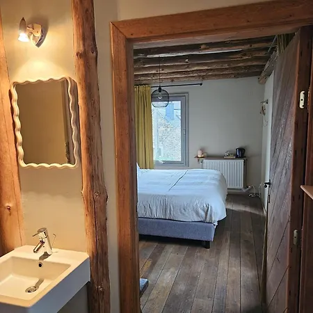 ベッド・アンド・ブレックファスト Buteo D'hotes & Espresso 3*