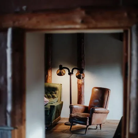 Buteo D'hotes & Espresso