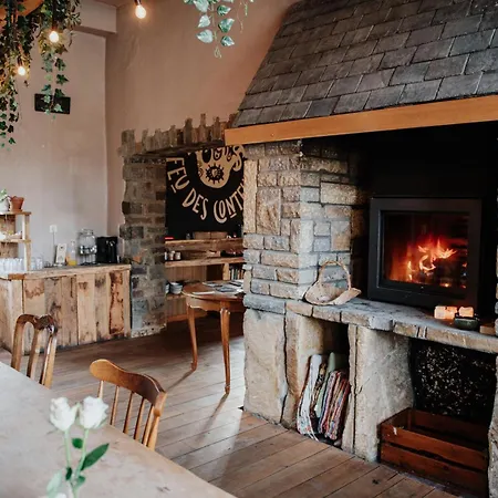 ベッド・アンド・ブレックファスト Buteo D'hotes & Espresso Lesterny