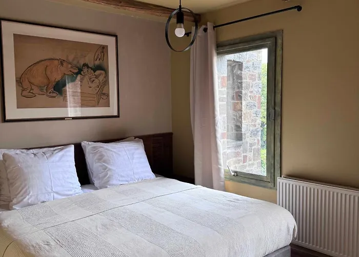 Buteo D'hotes & Espresso Lesterny