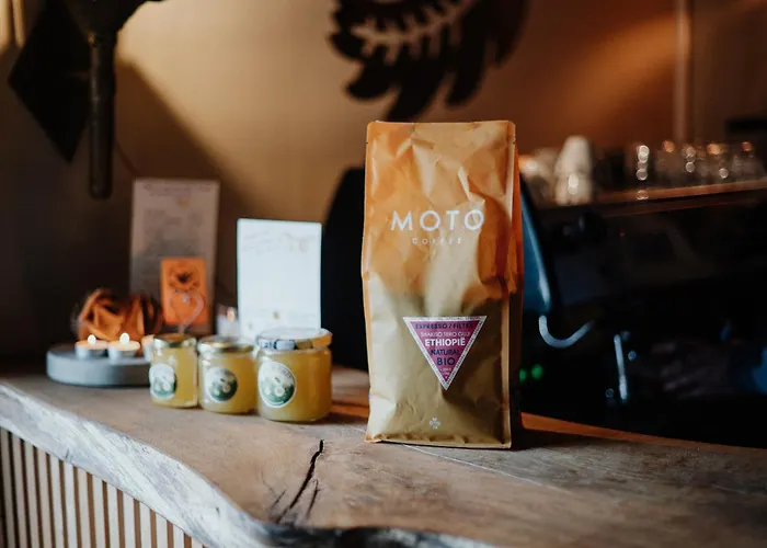 Buteo D'hotes & Espresso Oda ve Kahvaltı Lesterny