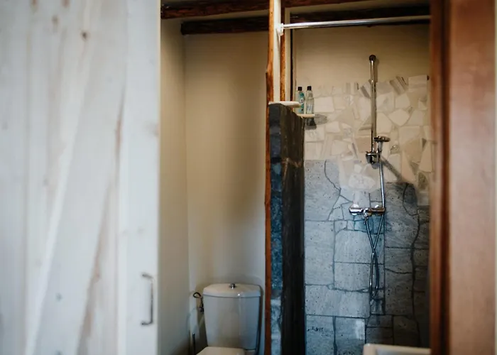 Oda ve Kahvaltı Buteo D'hotes & Espresso Lesterny